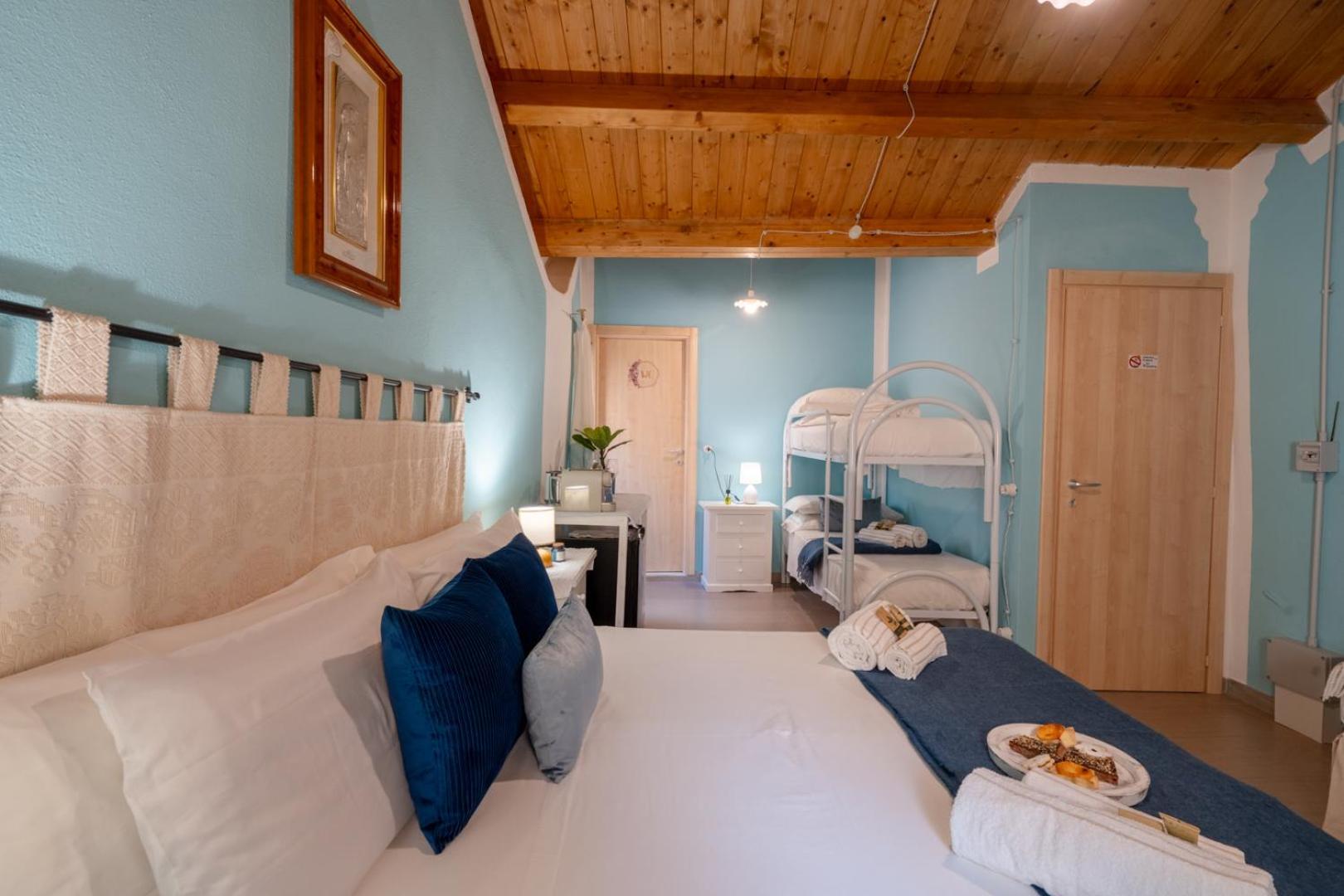 S'Apposentu - Un'Angolo Di Paradiso Con La Vista Sul Castello Bosa Room photo